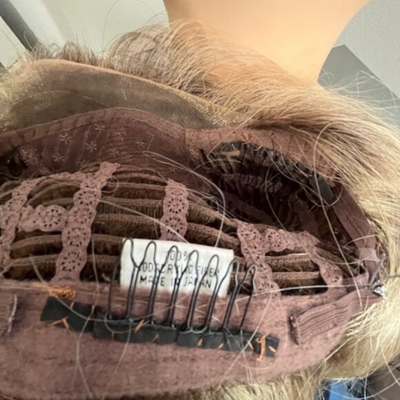 Raquel Welch lace front Nice Move blonde wig Shaded Biscuit RL19/23SS New In Box - Picture 7 of 13